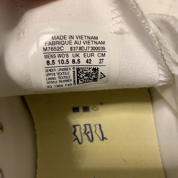 Converse - Picture 3 of 3